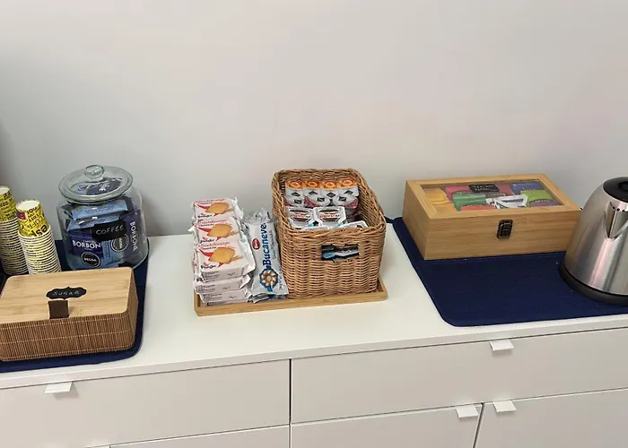 Oda ve Kahvaltı La Maison Di Partenope 4*